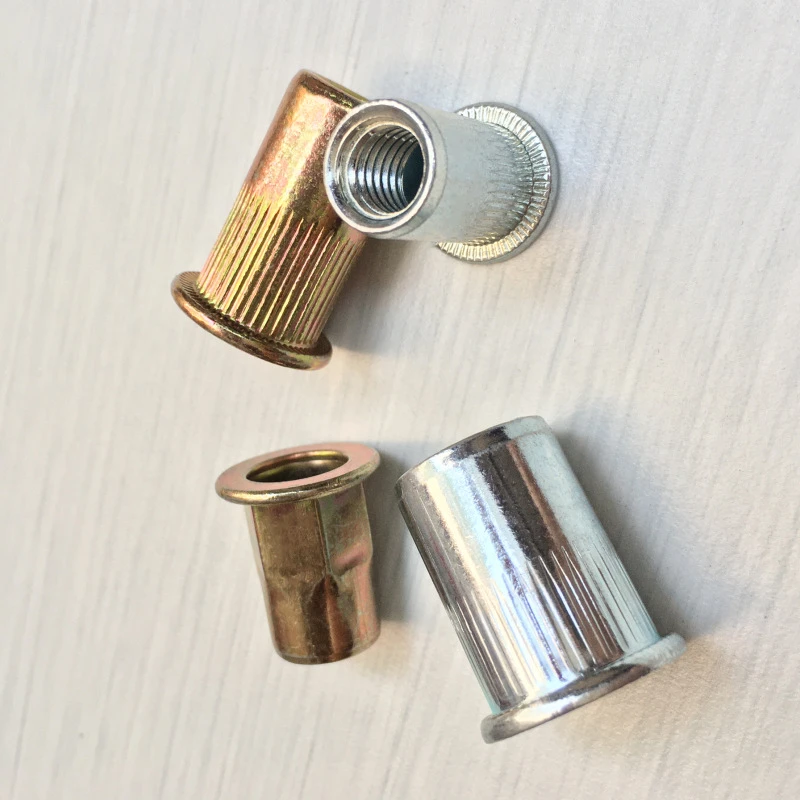 Aluminiowa nakrętka nitowa